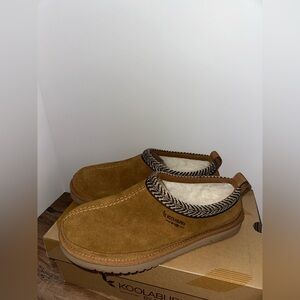 Kookaburra by UGG Tan Suede Slip-On Loafers